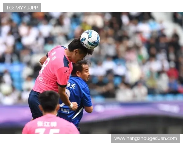 徐州足球队新赛季备战启动，重点引援加强阵容实力目标冲击联赛前四