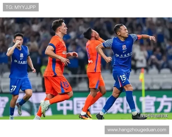 中国足球队再创辉煌 逆袭亚洲杯强敌晋级四强 展现顽强斗志与团队精神