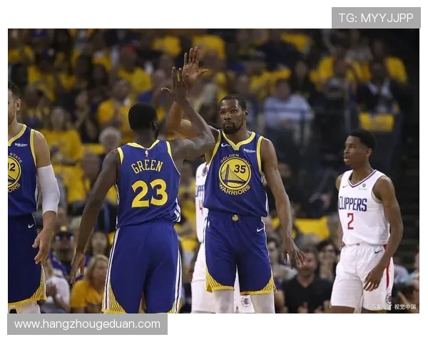 勇士队新赛季展望：核心球员复苏与年轻才俊崛起的双重挑战