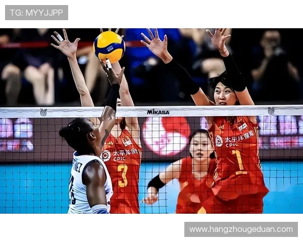 中国女排连胜强敌展现冠军风范全力备战巴黎奥运再掀巅峰之战