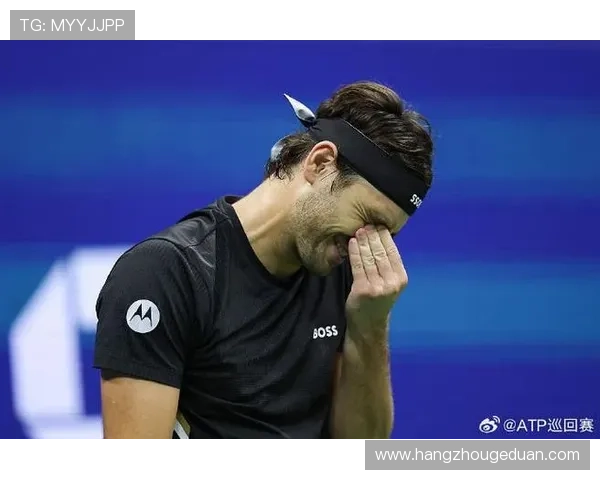 德约科维奇豪取赛季第六冠巩固世界第一地位年轻新星强势崛起引发热议