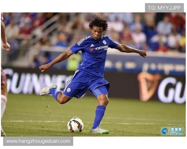 从南意黑马到保级鏖战萨勒尼塔纳俱乐部的激情赛季与球迷共写荣耀篇章 从南意黑马到保级鏖战萨勒尼塔纳俱乐部的激情赛季与球迷共写荣耀篇章